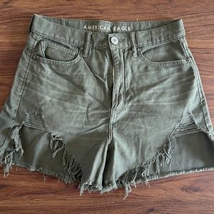 American Eagle Highest Rise Mom shorts, size 6, nwot